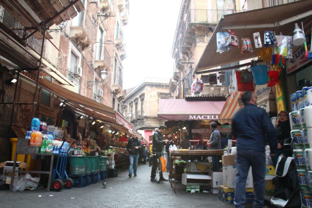 Apartamento Monolocale Il Tindaro Catania Exterior foto