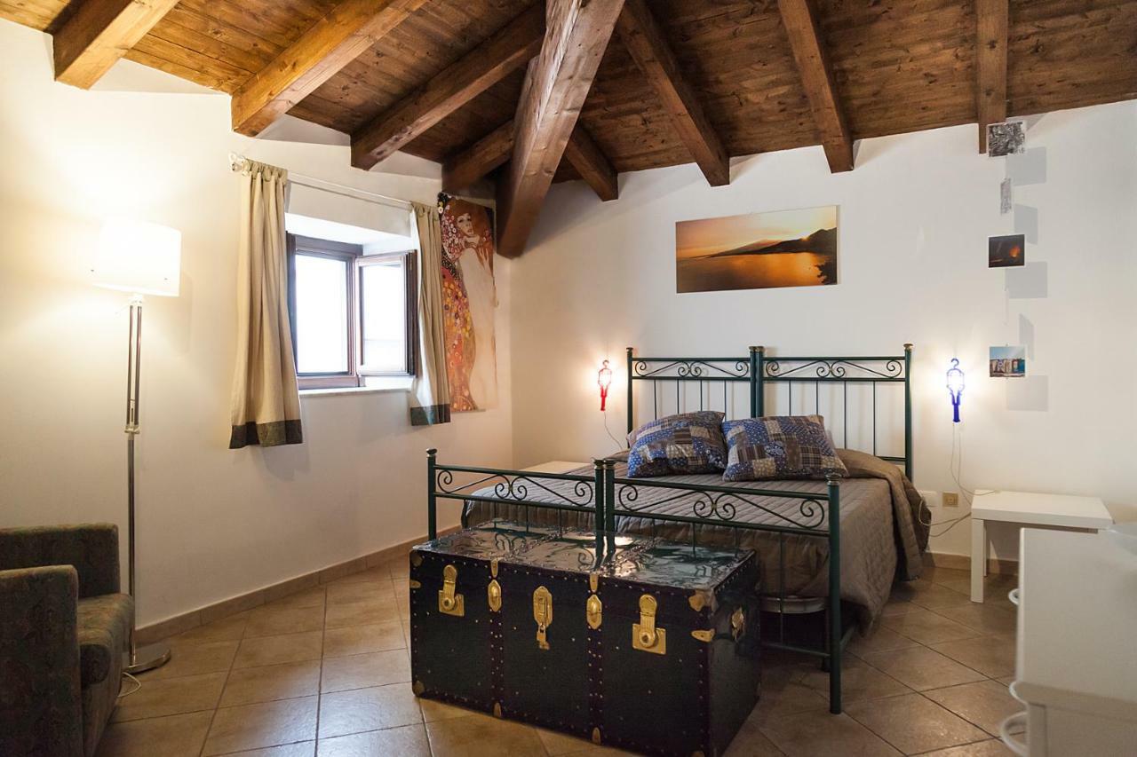 Apartamento Monolocale Il Tindaro Catania Exterior foto