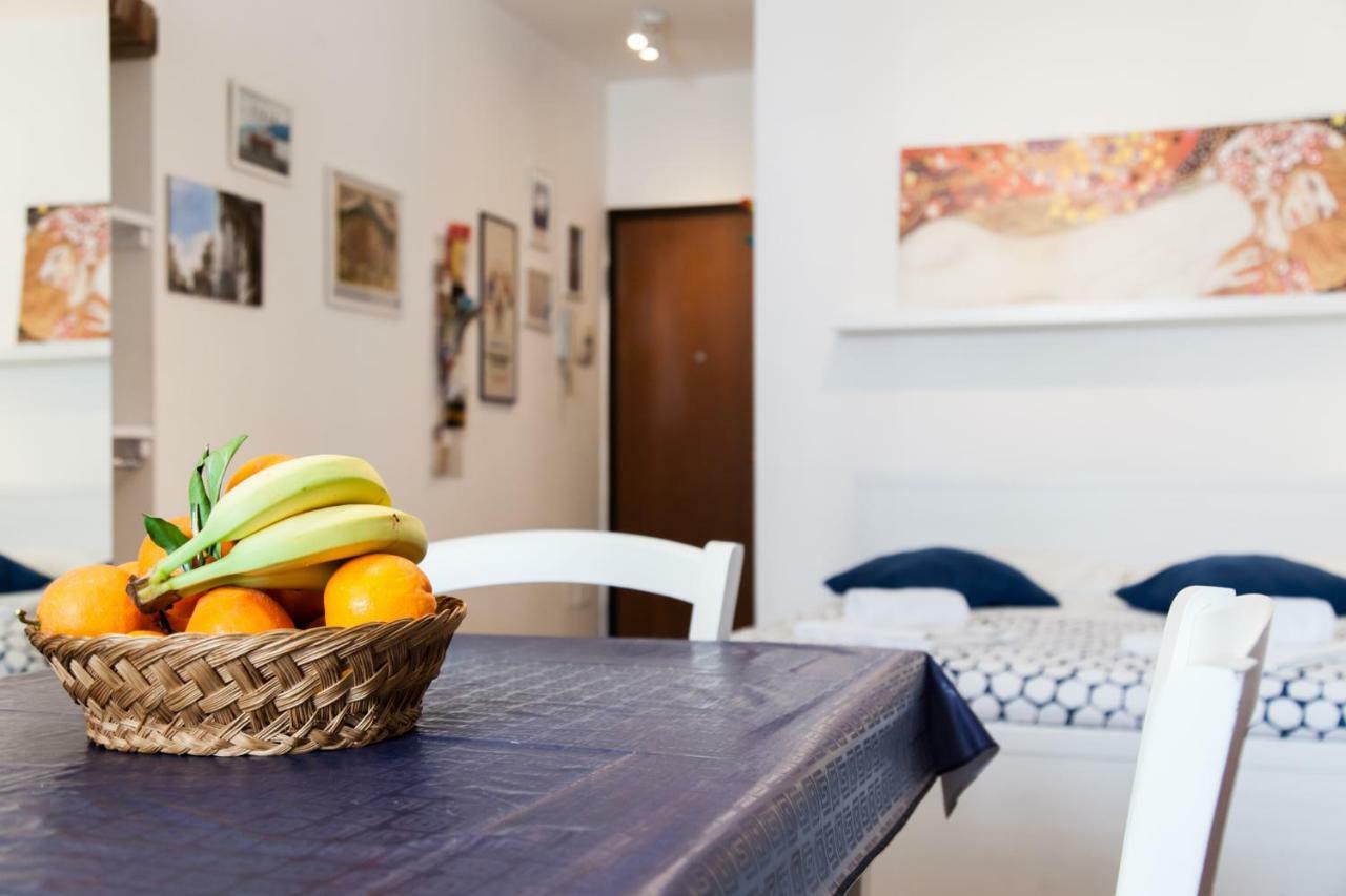 Apartamento Monolocale Il Tindaro Catania Exterior foto